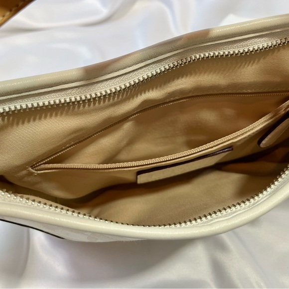 Coach Shoulder Bag - Picture 4 of 10